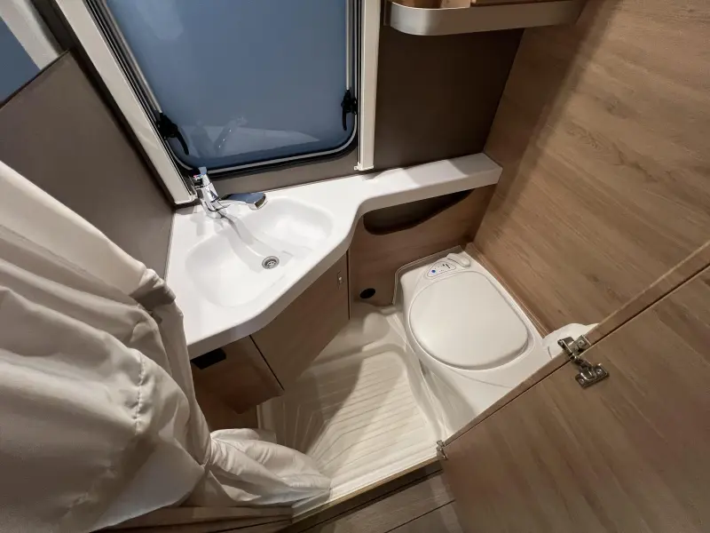 Knaus Sudwind 420 QD  foto: 12