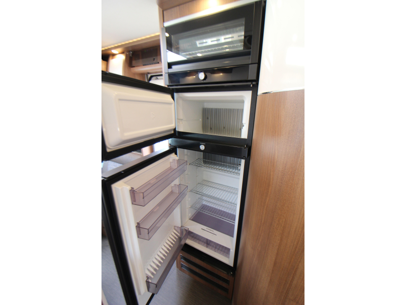 Carthago C-Tourer I 149 LE Single beds Pull-down bed photo: 29