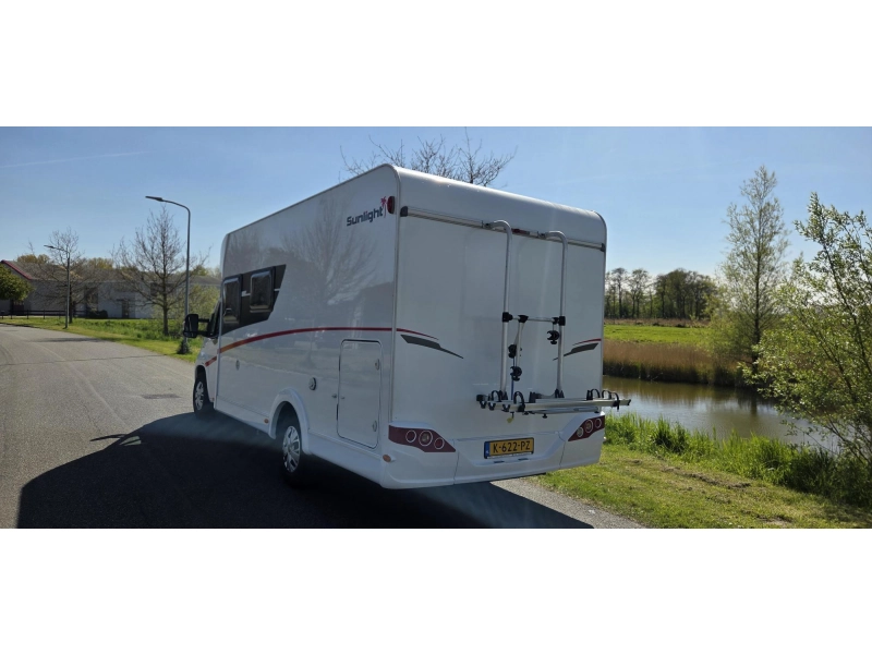 Sunlight T 65 T65 gepflegtes 4 Pers. Wohnmobil Foto: 3