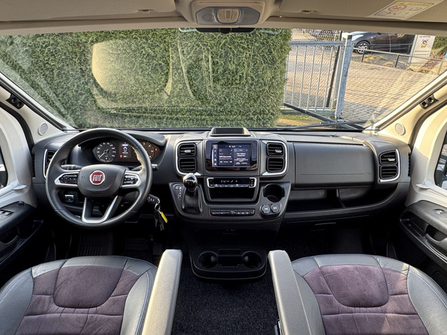 Adria Twin Supreme 640 SGX 180 pk AUTOMAAT 9-Traps Euro6 Fiat Ducato 8 **Lengtebedden in hoogte verstelbaar/4 zitplaatsen/2x Lithium/2 foto: 6