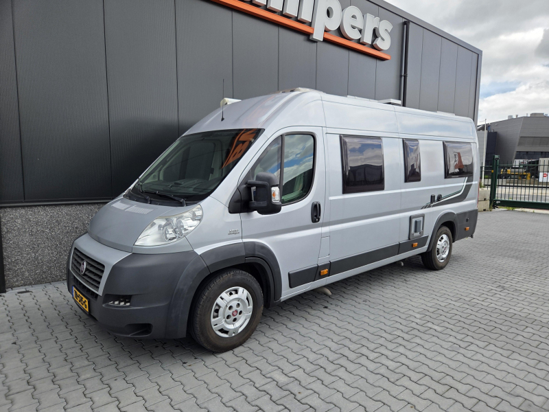 LMC Tourer 64 pössl Automaat Lengtebed  foto: 13