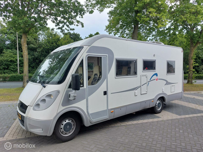 Adria Adria Vision I 677 SP 97dkm! NAP 2x Airco Hefbed 2x Zonnepaneel photo: 0