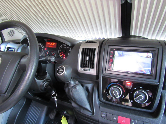 Challenger VANY 02 S Prestige Kastenwagen Festbett Bj12-2012 Foto: 7