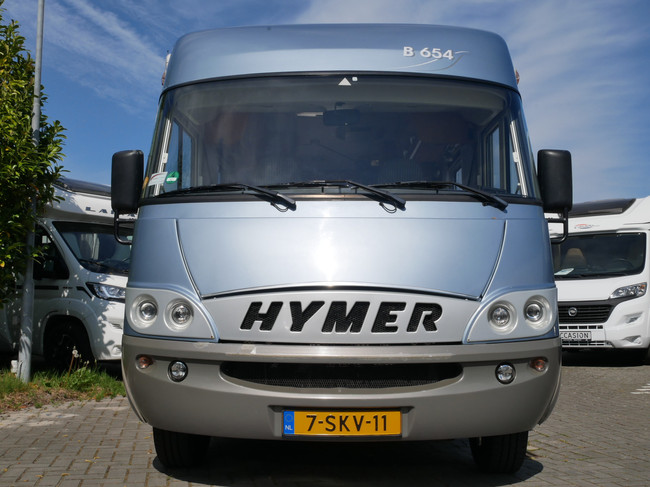 Hymer B654, Autocaravana Integral, Cama Francesa, Cama Abatible!! foto: 1