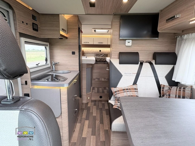 Weinsberg CaraCompact Suite 640 MEG  foto: 7