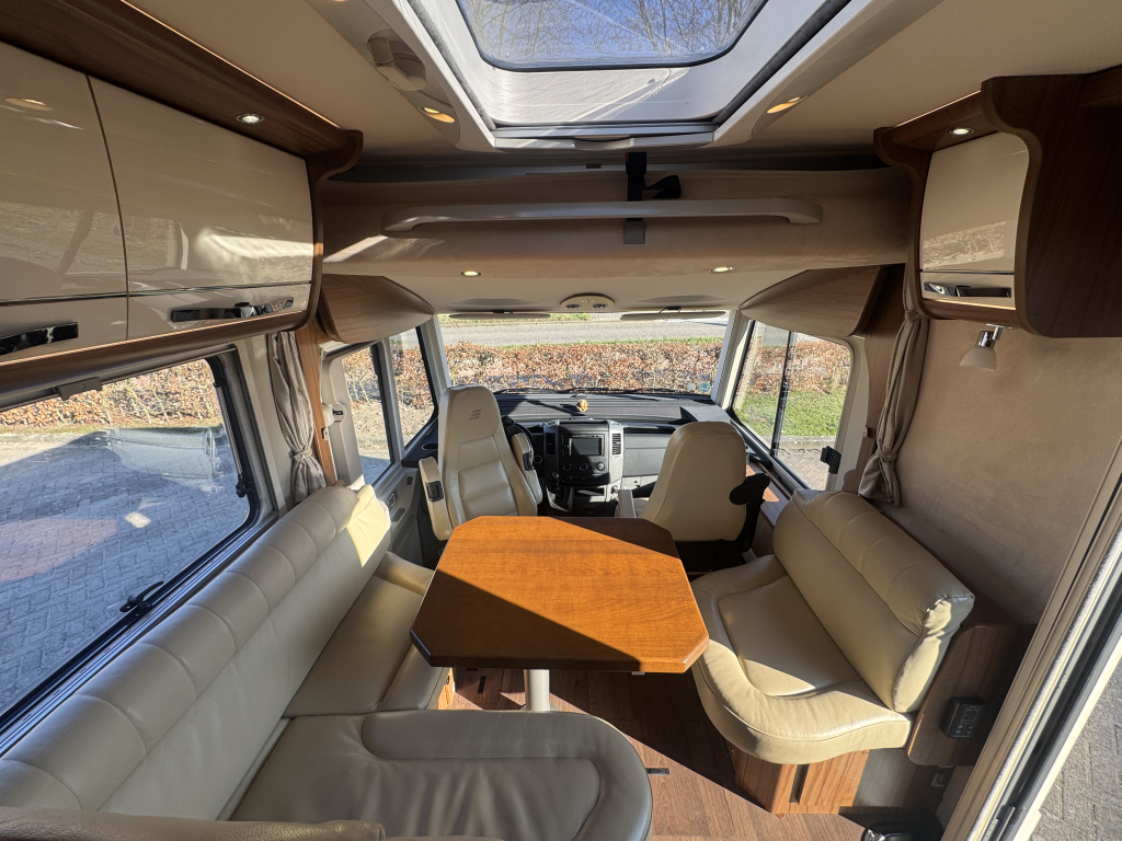 Hymer B680 Starline photo : 8