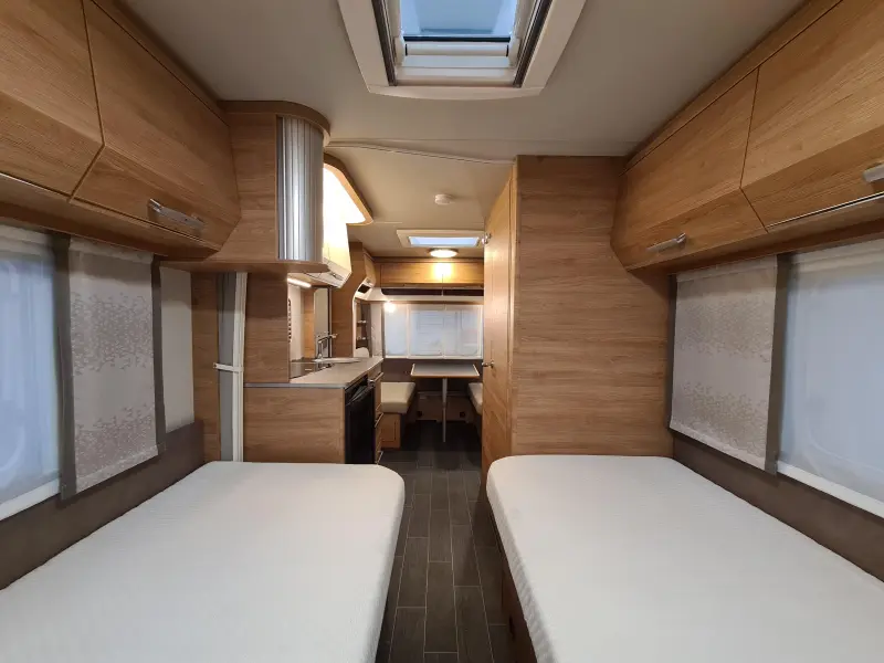 Tabbert Da Vinci 460 E Met Voortent  foto: 16