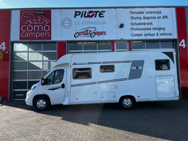 Pilote P 746 GJ Camper, Lengtebedden  foto: 1