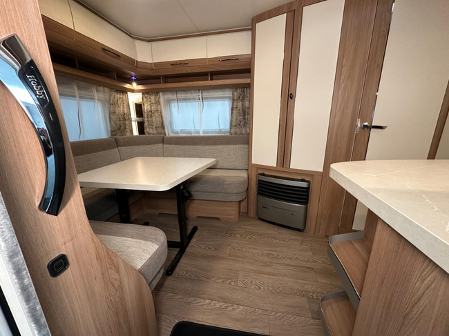 Hobby De Luxe 455 UF foto: 4