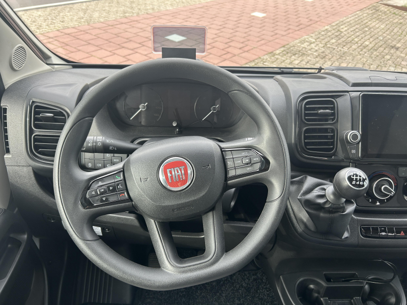 Knaus L!ve Ti 650 MEG Laagbed + trekhaak  foto: 5