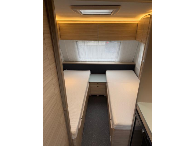 Adria Altea 492 LU Incl. Mover en Voortent  foto: 16