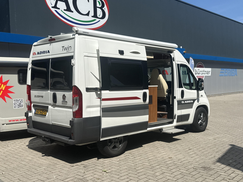 Adria Twin 540 SPT Level systeem  foto: 21