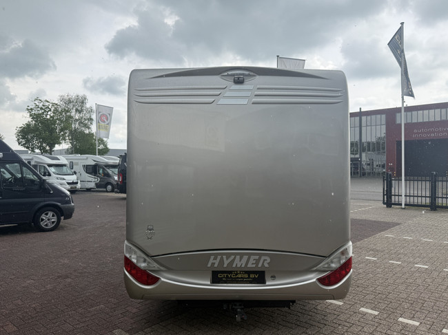 Hymer S 790 150 PS sehr luxuri&ouml;se Ausf&uuml;hrung franz&ouml;sisches Bett + Hubbett XXL K&uuml;hlschrank Backofen Markise Leder Klimaanlage Kamera TV elektr. Satellit TV gro&szlig;e Garage Foto: 3