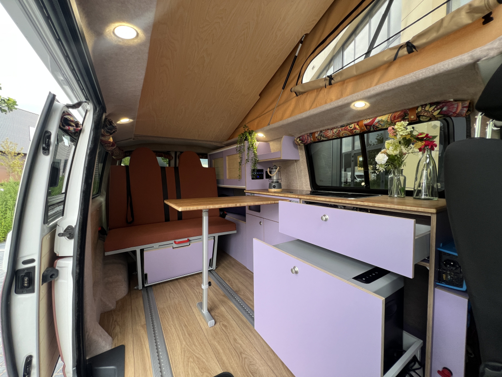 Volkswagen T6 Two-tone 2019 4 persoons foto: 13