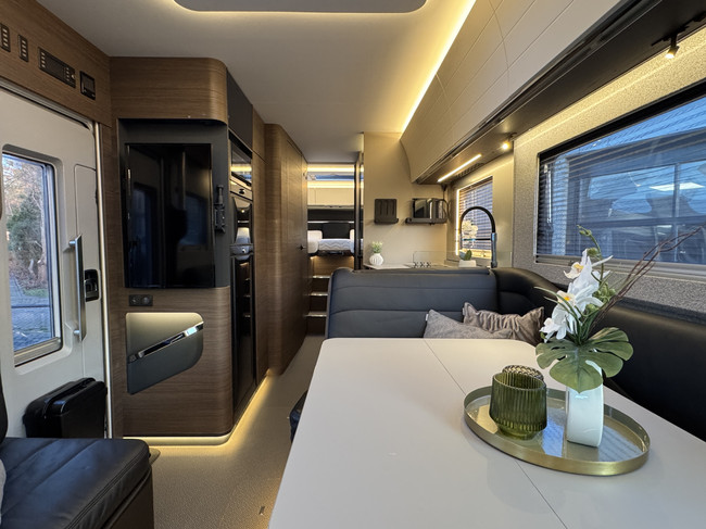 Adria Supersonic 890 LL 170 CV AUTOM&Aacute;TICO 9 velocidades 4 personas Euro6 Mercedes-Benz Sprinter EP SISTEMA DE NIVELACI&Oacute;N **Camas individuales/4 asientos/ foto: 9