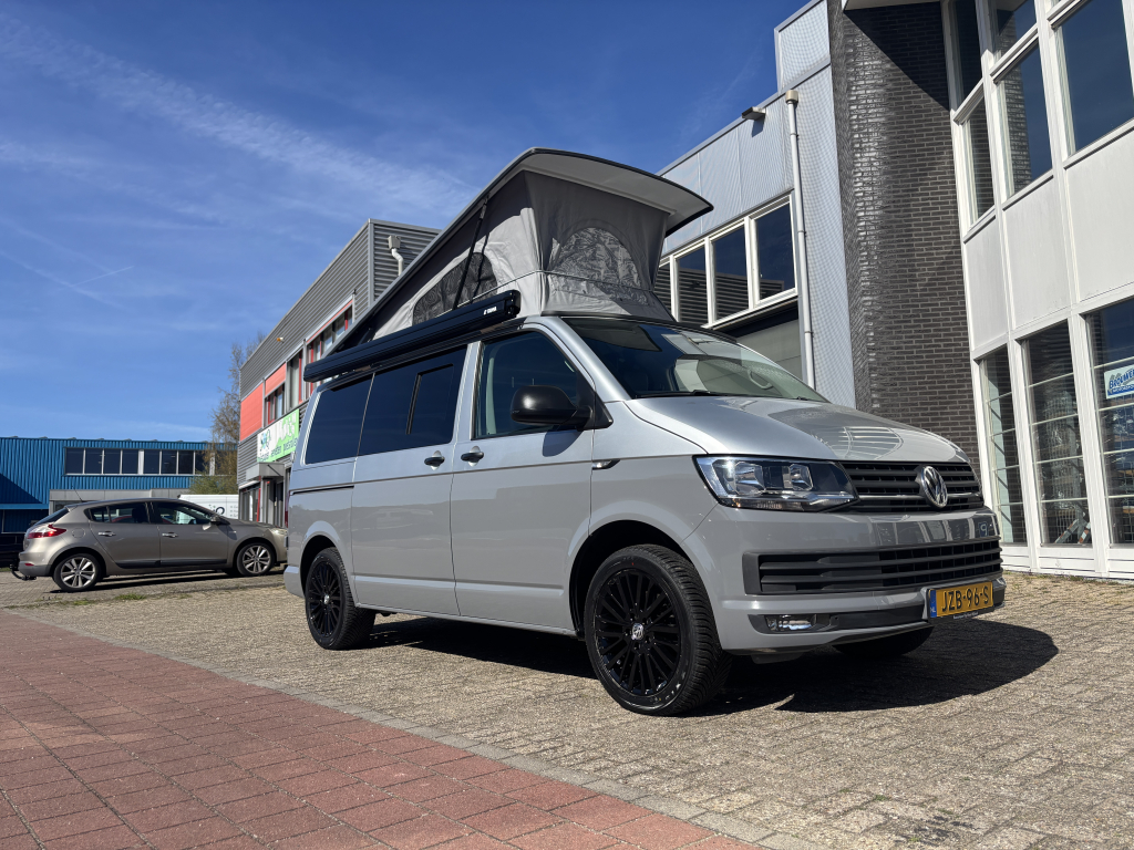 Volkswagen T6 buscamper 2020 Two-tone foto: 13