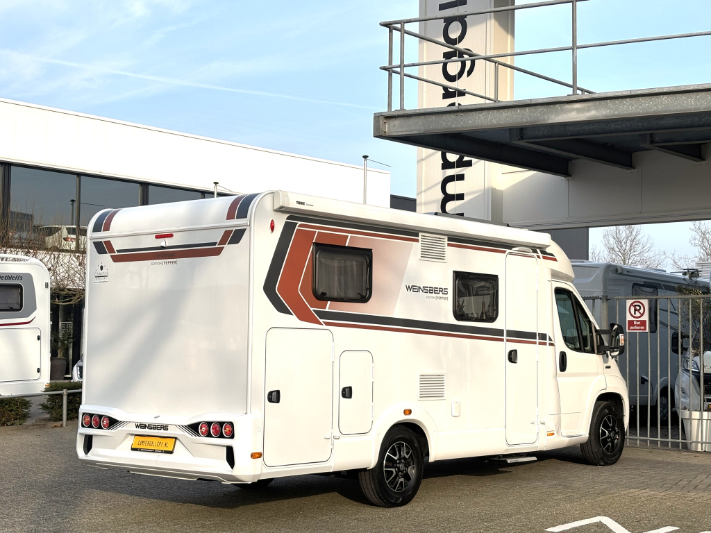 Weinsberg CaraCompact Pepper 600 MEG ENKELE BEDDEN FIAT 8  foto: 21