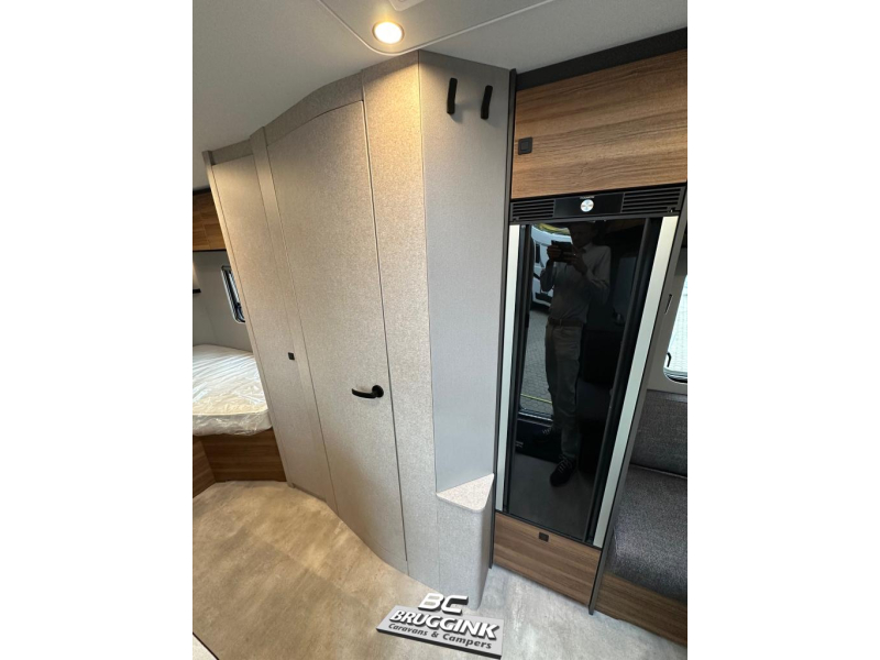 Eriba Novaline 442 - NEU! Foto: 9