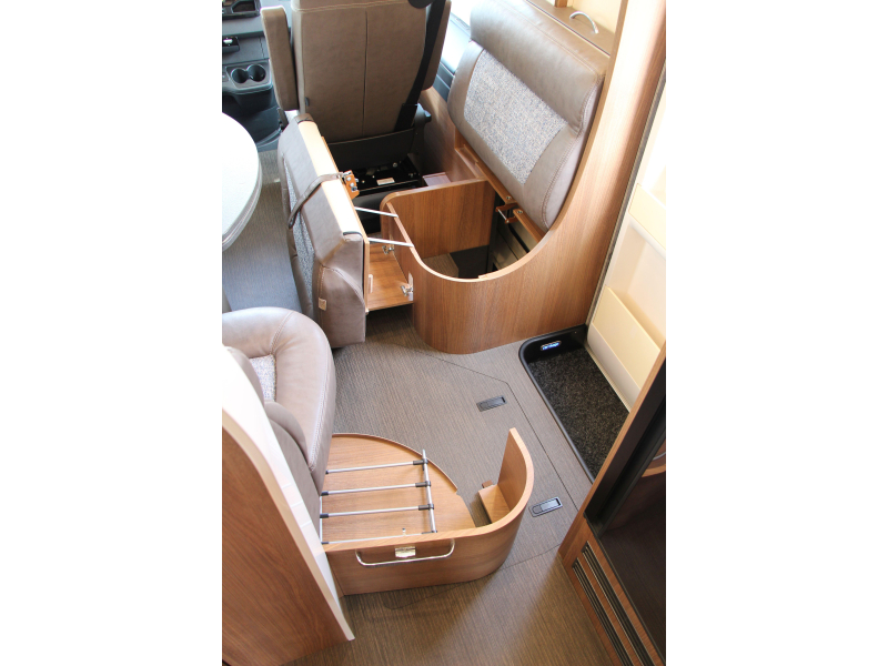 Carthago C-Tourer I 149 LE Single beds Pull-down bed photo: 67