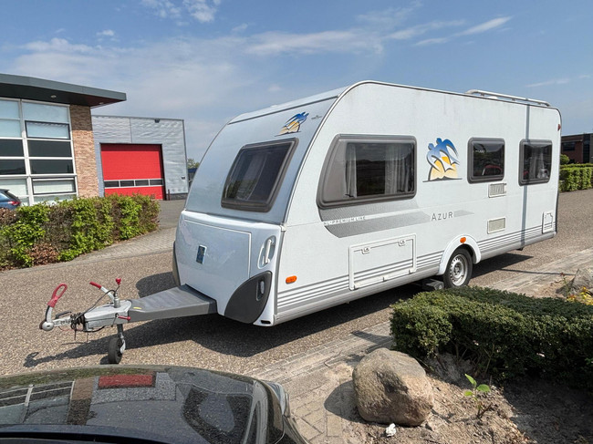 Knaus Azur NL-Premium line | Caravanmover | Fietsenrek | | Douche | 3-Pits gasfornuis | Koelkast + vriesvak