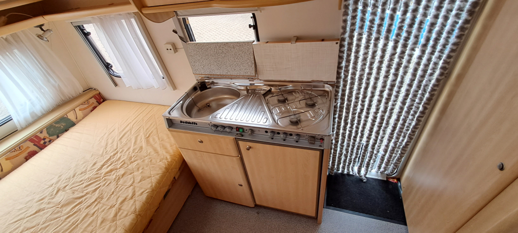 DETHLEFFS Family, Lichtgewicht caravan met voortent foto: 14