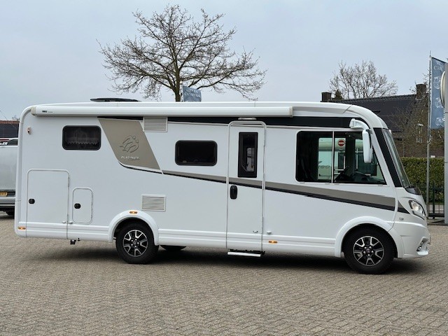 Knaus  Van I 650 MEG Platinum Selection, automaat