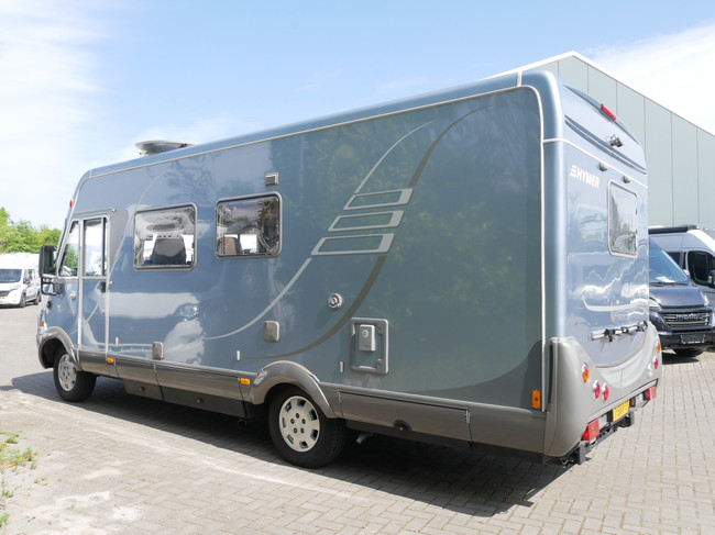 Hymer B654, autocaravana integral, cama francesa, cama abatible!! foto: 22