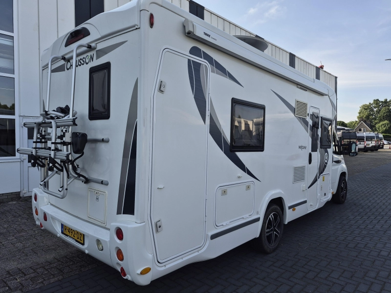 Chausson Welcome 737 Schotel-Levelsysteem-airc  foto: 2
