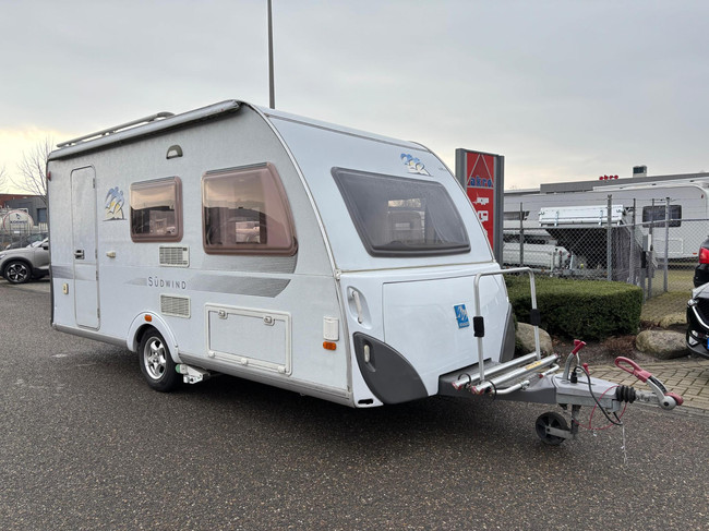 Knaus W01420 Südwind Gold Edition | Caravanmover | Zakluifel | Fietsendrager voor | IN PRIJS VERLAAGD NU €8950 foto: 0