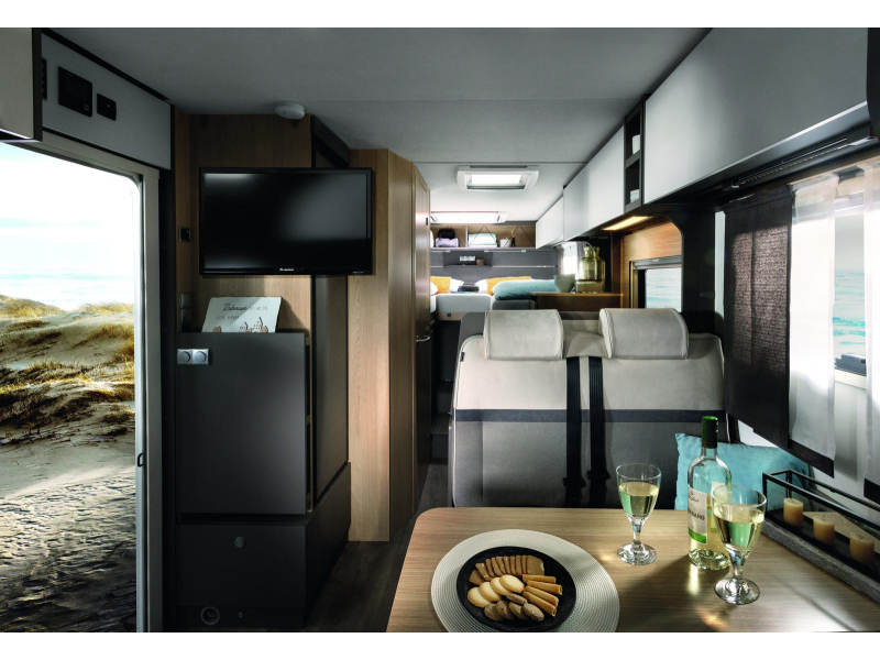 LMC Tourer 660 G enkele bedden 2027 autom.  foto: 1