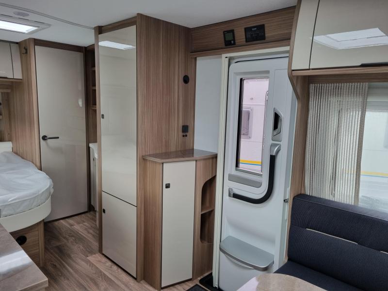 Fendt Tendenza 465 SFB 1800 kg as - Combi 4e  foto: 6