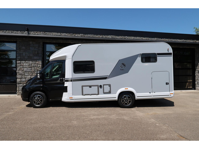 Knaus !NIEUW UIT VOORRAAD! 2026 Wave 650MEG Black LIMITED EDITION foto: 1