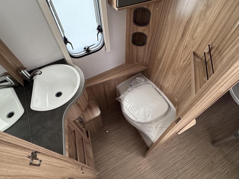 Eriba Feeling 442  foto: 11