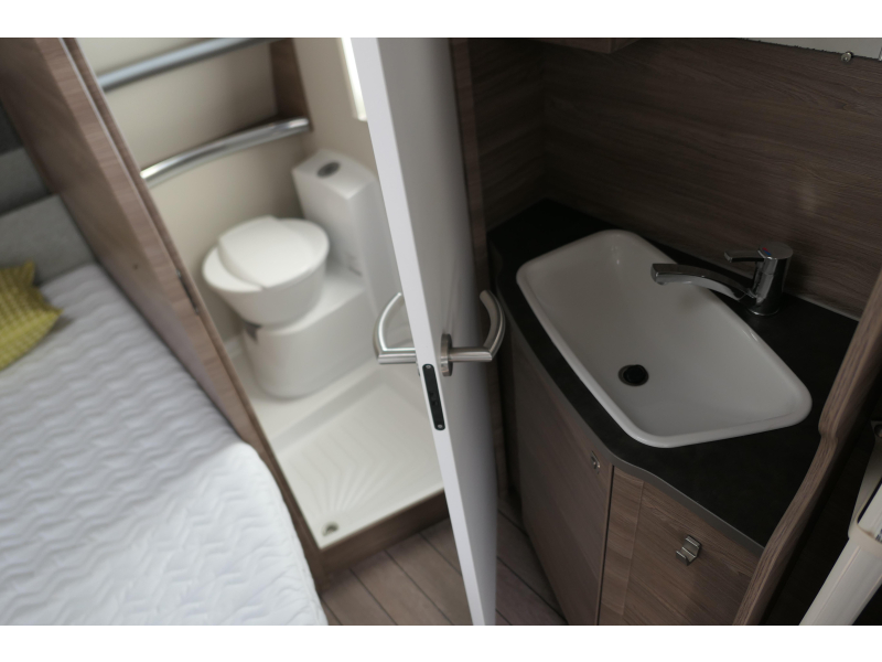 Knaus Sport Silver Selection 450 FU incluyendo avance foto: 14