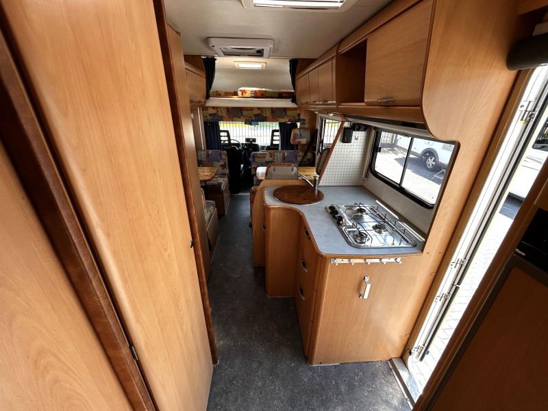 Hymer Swing 684 Stapelbed/INRUILKOOPJE!  foto: 5