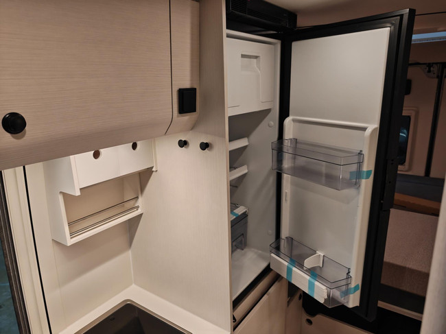 tourne mobil 6.4 Select 2.2 BlueHDI 180PS Automatik - ALL SEASON Foto: 17