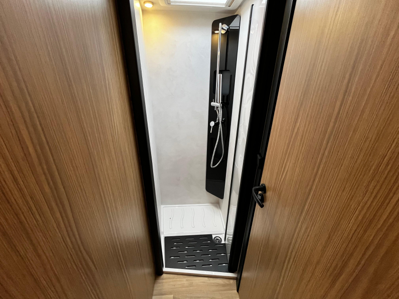 Pilote G 781 FGJ Autocaravana Integral, 2027 foto: 9