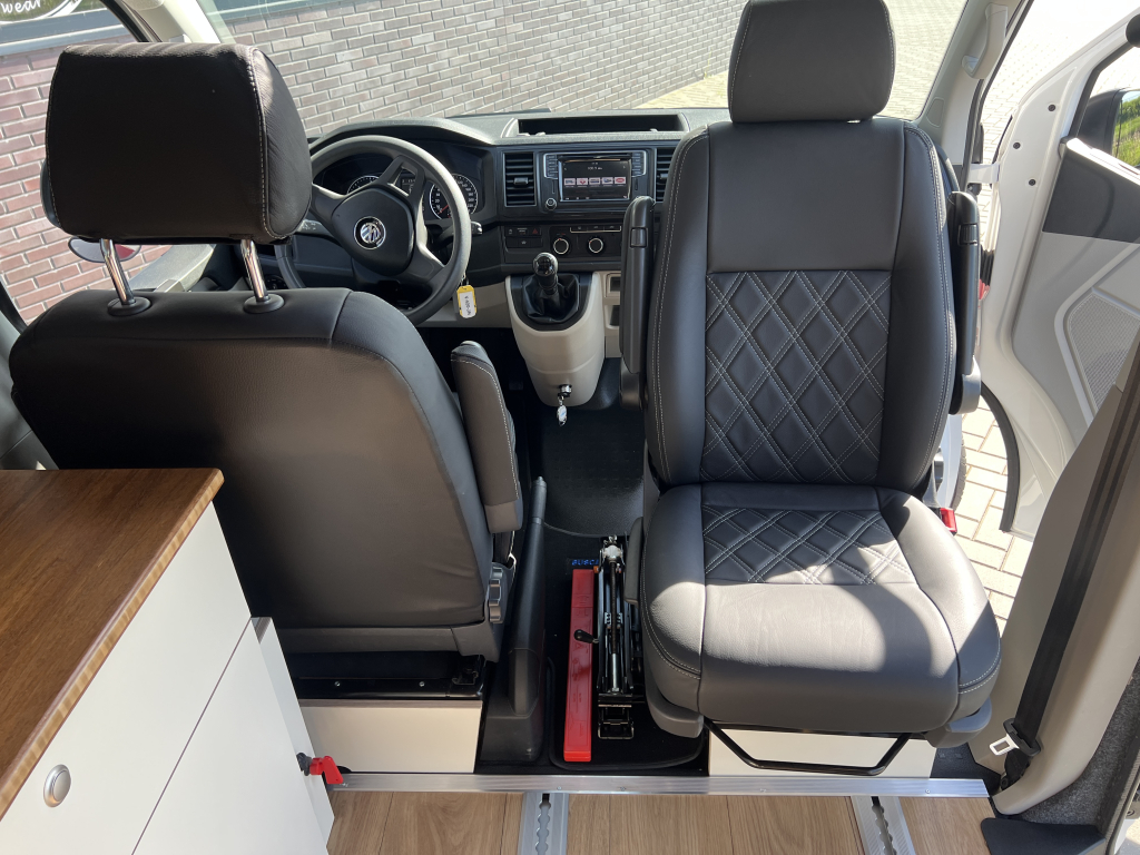 Volkswagen T6 2017 Florida BENZIN Foto: 9
