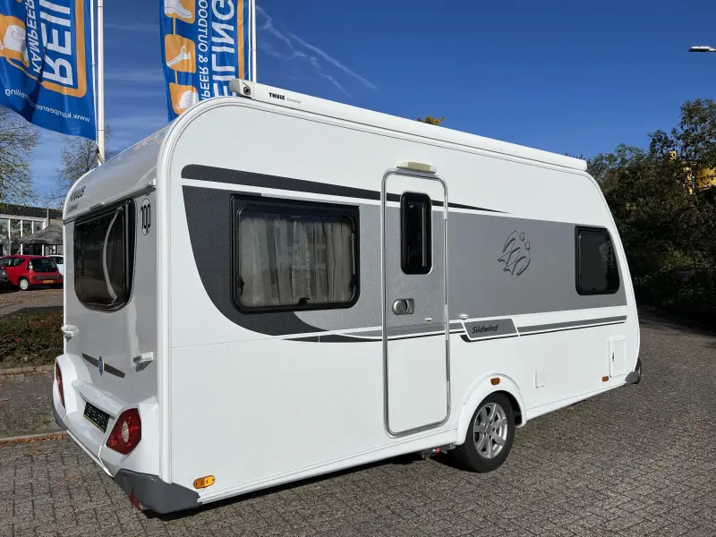 Knaus Sudwind 450 FU mover, luifel 