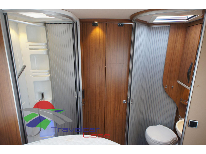 Hymer B 598 Premium Line/ Queensbed foto: 12