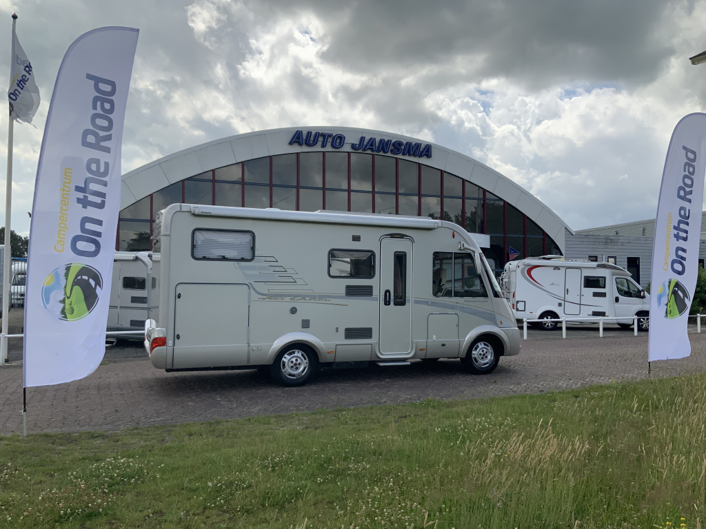 Hymer B 514 SL Star-Edition, AUTOMAAT, Integraal, Motor-airco, Luchtvering, Alko-Max-chassis, Dwarsbed & hefbed Marum Camper centrum on the road  foto: 4