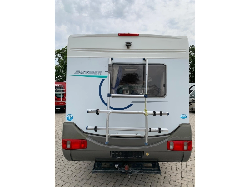 Hymer B 674 Vastbed Hefbed  foto: 4