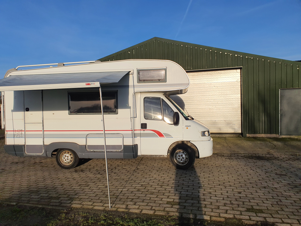 Fiat Ducato 2.8 tdi Bürstner 2 zonnepanelen 6 zitplaatsen foto: 19