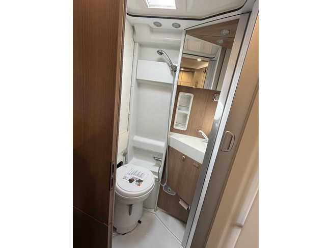 Malibu 640 LE Charming GT 9T-Automaat Enkele Bedden Zonnepaneel Omvormer Maxxfan foto: 21