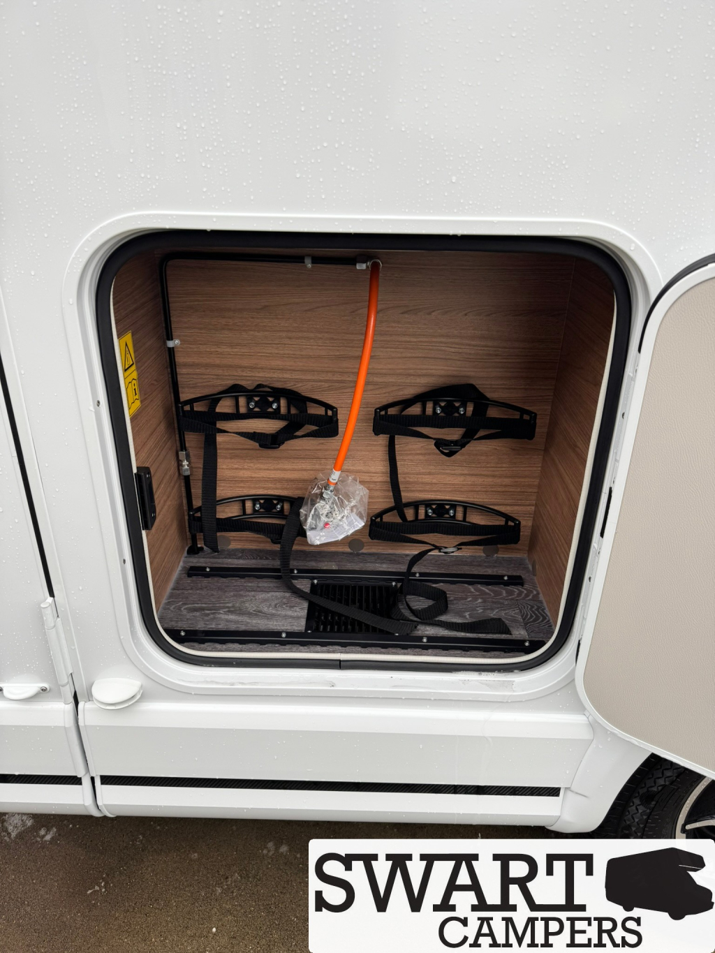 Knaus Van TI 650 MEG VANSATION, Automaat 140 pk Lengtebedden foto: 22