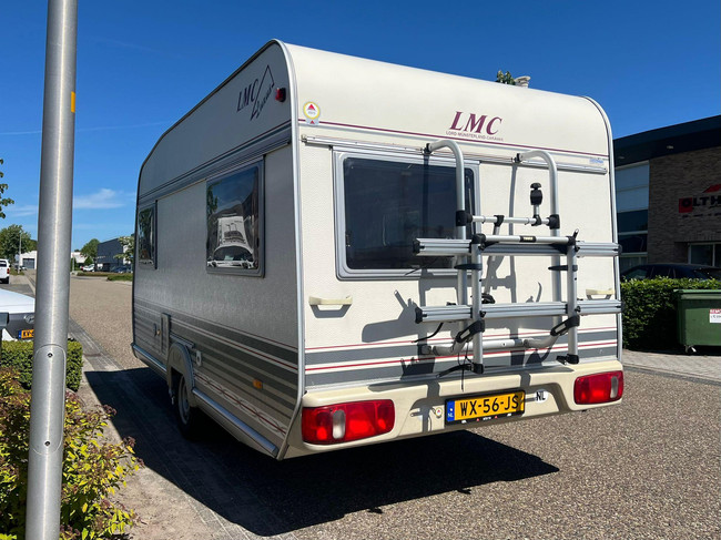 LMC 450 | Porte-v&eacute;los | Mover semi-automatique | Dinette | Auvent | Chauffage photo : 6