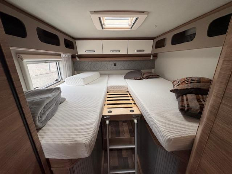 Weinsberg CaraCompact Pepper 600 MEG 160CV Aire,Sol,DUO CE272 foto: 13