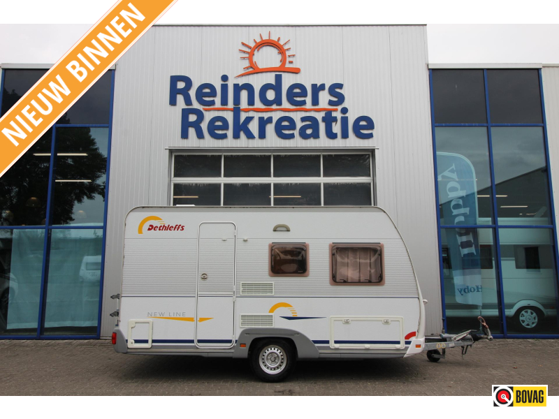 Dethleffs New Line 420 DB Voortent, fietsenrek, 