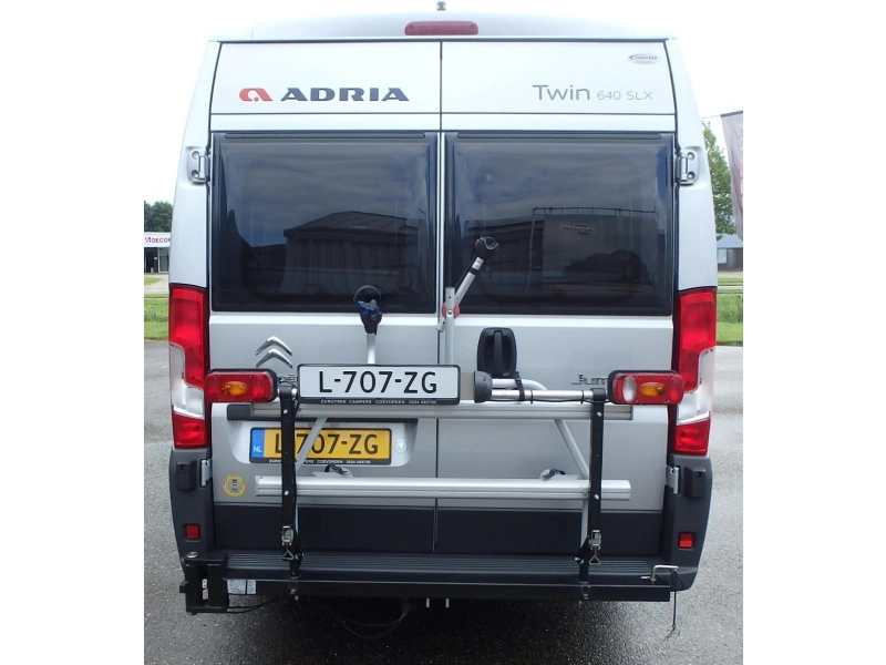 Adria Twin Platinum 640 SLX Foto: 6