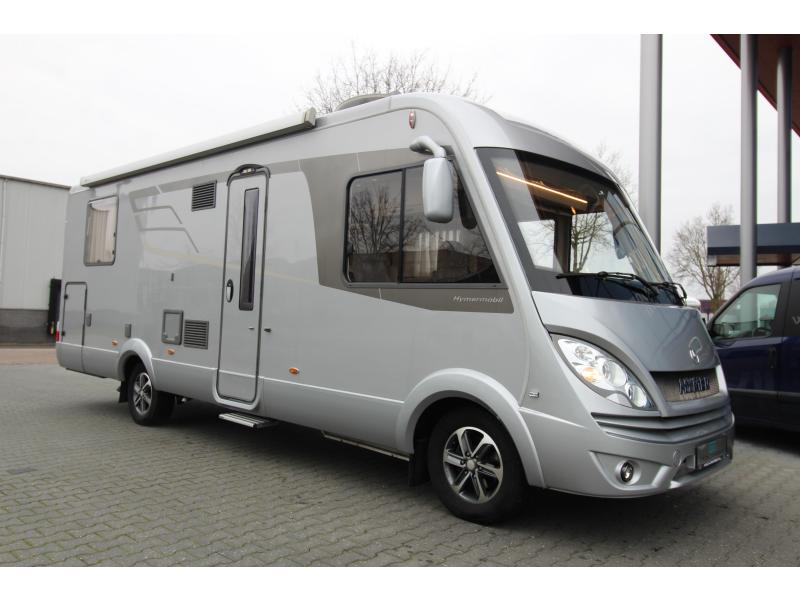 Hymer BML-I Queen bed + fold-down bed photo: 3